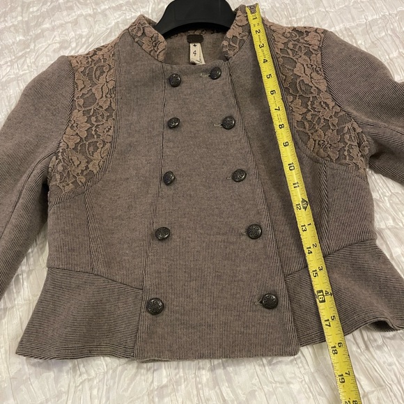 We the Free jacket sz 4🎀 - Picture 7 of 13